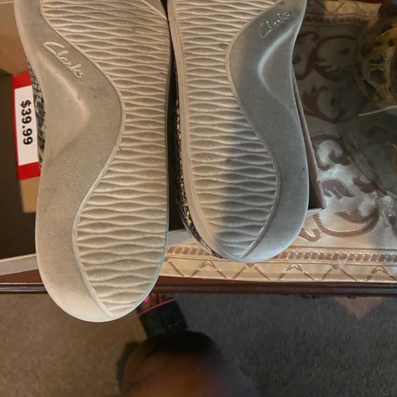 Clarks sneakers, size 10, snake print - Picture 4 of 6